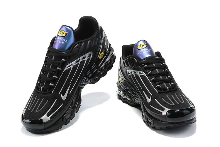 AIR MAX PLUS TN 3 'QUADRUPLE SWOOSH METALLIC BLACK' - Imagen 2