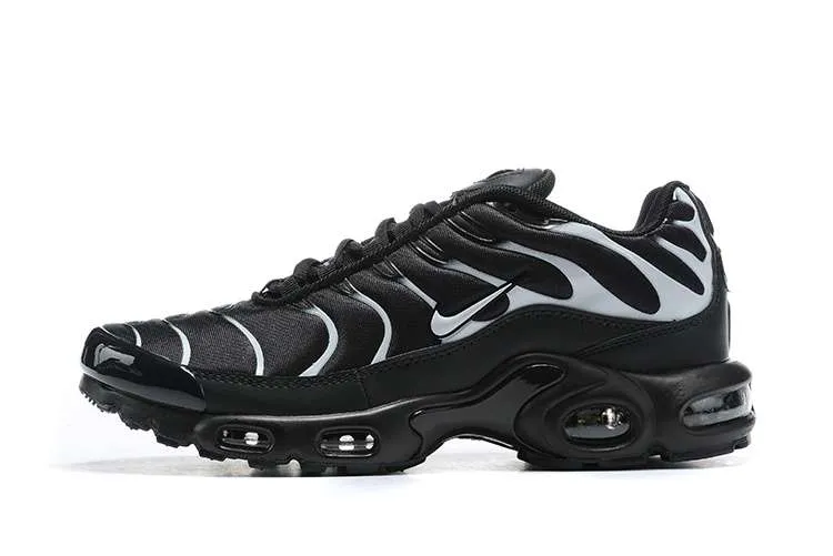AIR MAX PLUS TN 'BLACK METALLIC'