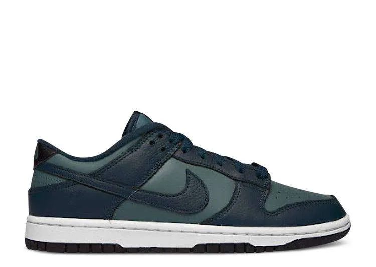 SB DUNK LOW 'ARMORY NAVY'