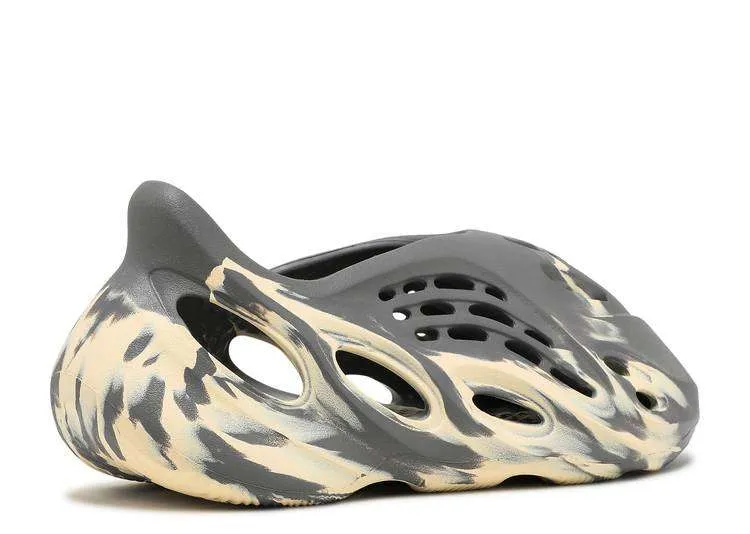 YEEZY FOAM RUNNER 'MXT MOON GREY' - Imagen 3